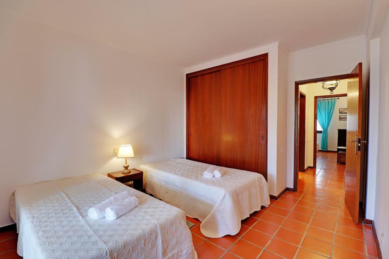 Apartamento Albufeira Typical With Pool By Homing Exterior foto
